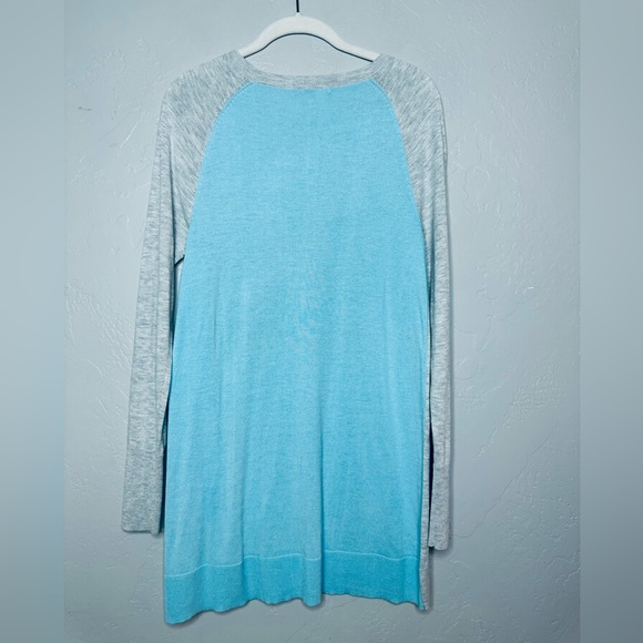 NEW Asymmetrical Hem knit sweater Draped Button Long Sleeve Top SZ XS - Picture 3 of 10